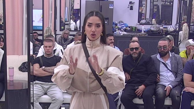 Nije se rodila ta osoba koja može… Anđela svim silama brani bivši odnos sa Gastozom, pa uporedila Cara i Zvezdana Slavnića! (VIDEO)