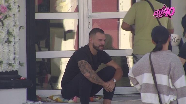 Nikoga nije zaobišao: Toša redom pozdravio sve učesnike, pa otišao da se upozna sa Osmakčićem i pokupi nove tračeve! (VIDEO)