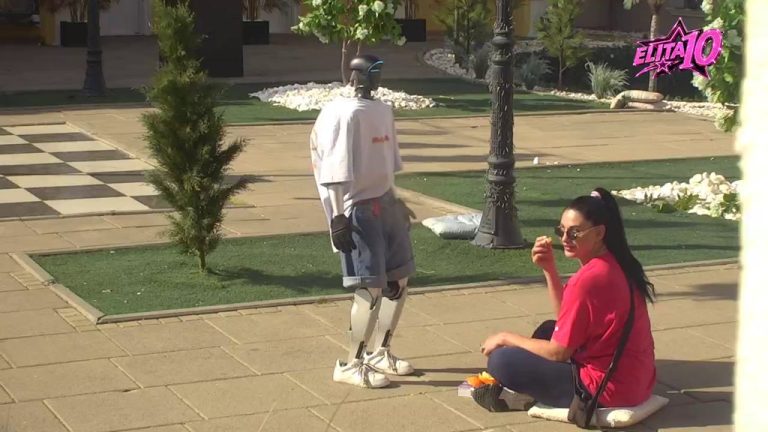 OPA! Jakšićka bacila oko na novog takmičara, sve priznala Toši (VIDEO)