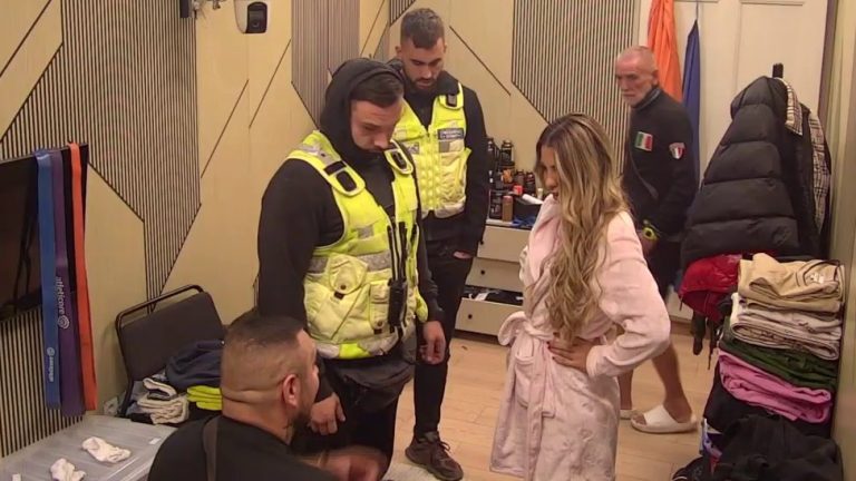 Obezbeđenje uletelo u rehab! Aneli i Car u brutalnoj svađi, on je nakon salve uvreda PLJUNUO (VIDEO)