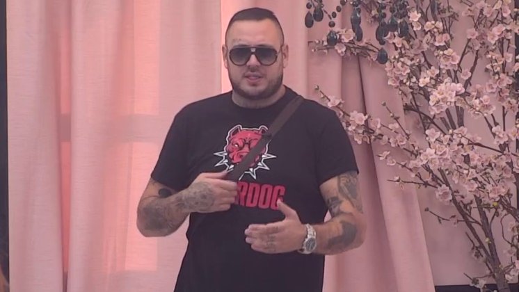 Nagli prekid uživo emisije! Car raskinuo s Aneli: Izvini Janjuše, hoću da se družimo i da prep*šam ovaj glupi odnos od pet dana (VIDEO)