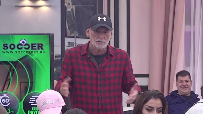 Oni koji su te pljuvali, sada vode tvoje bitke: Mića sasuo Marku i Sanji surovu istinu u lice, prekorio ih zbog žestokih optužbi! (VIDEO)