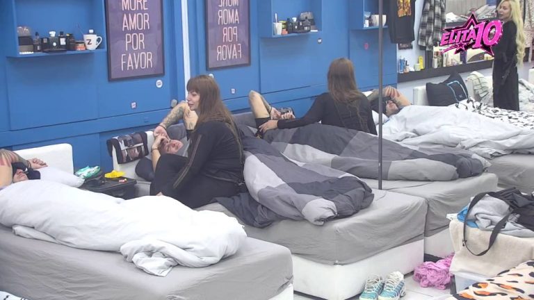 MORE AMORE POR FAVOR! Miljana u ulozi prevodioca, ne ide joj ni engleski, a ni španski (VIDEO)