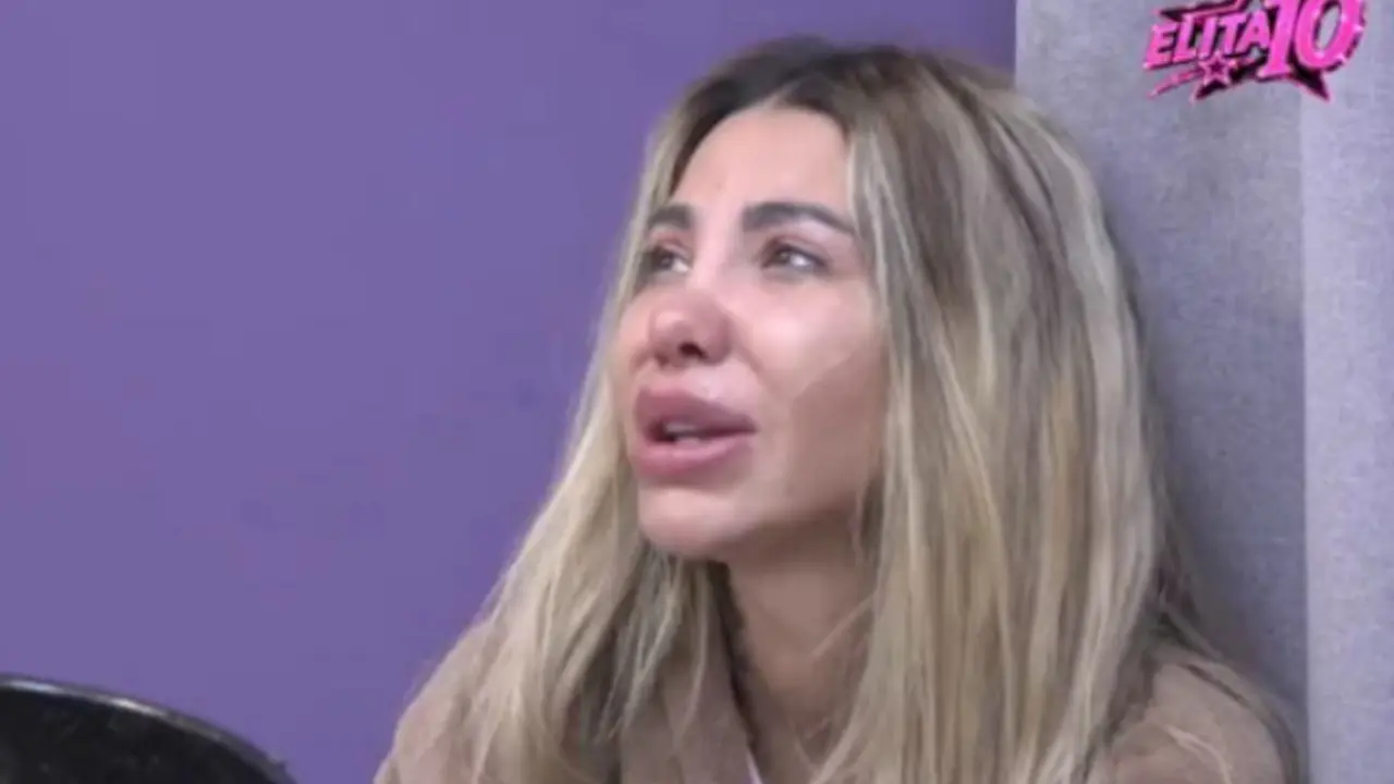 Aneli plače zbog Cara