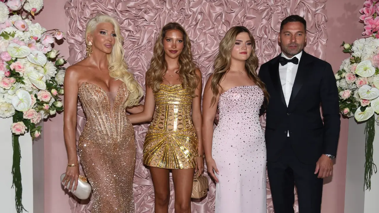 karla-11-jpeg Jelena Karleuša rođendan Atine i Nike