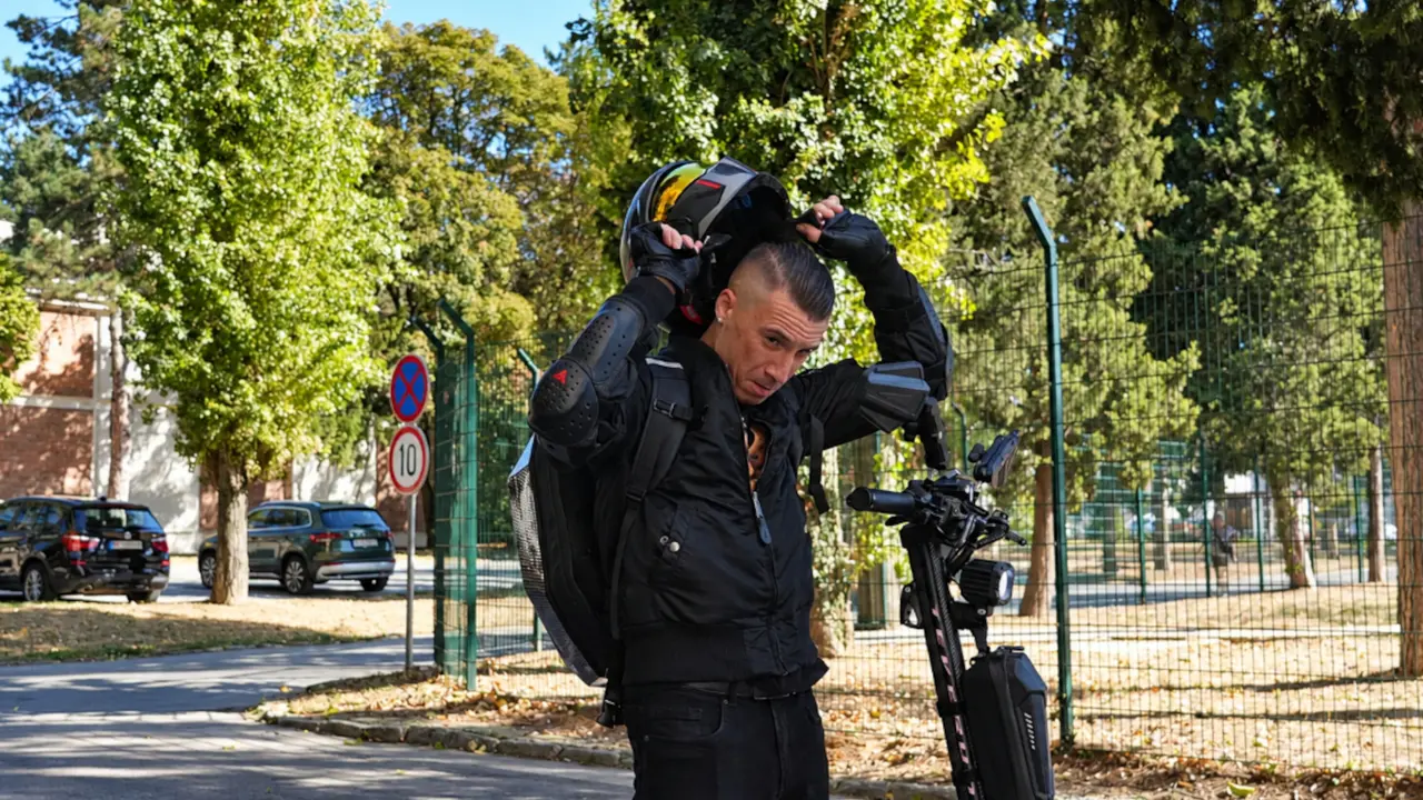 milan-mitrovic4871-jpg Milan Mitrović
